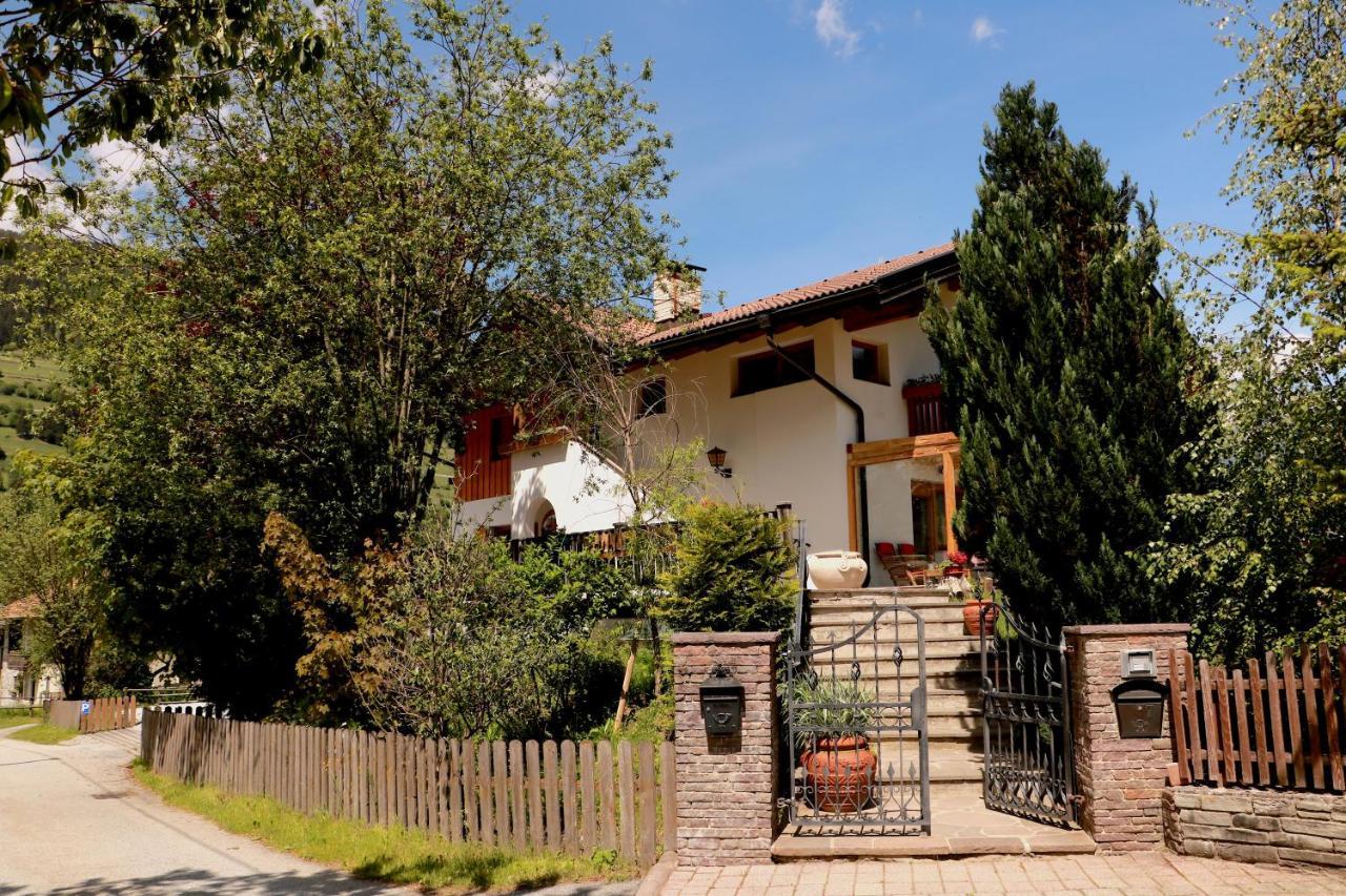 B&B Fruehlingsheim Racines Luaran gambar