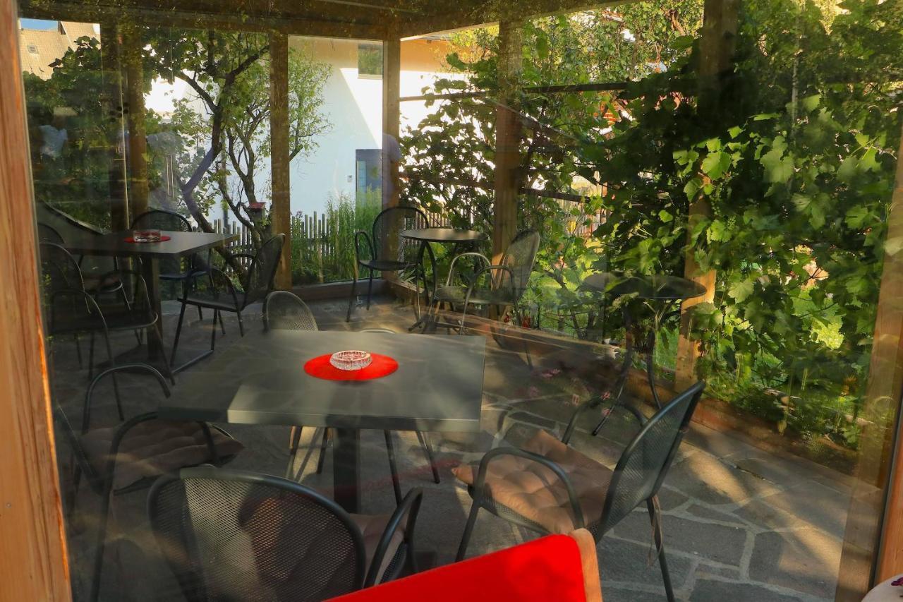 B&B Fruehlingsheim Racines Luaran gambar